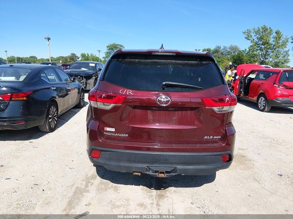 2019 TOYOTA HIGHLANDER XLE