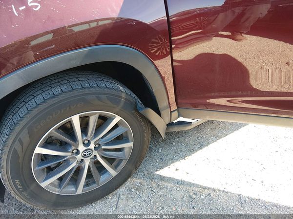2019 TOYOTA HIGHLANDER XLE