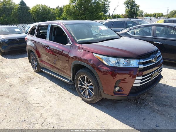 2019 TOYOTA HIGHLANDER XLE