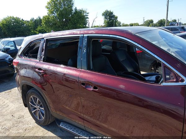 2019 TOYOTA HIGHLANDER XLE