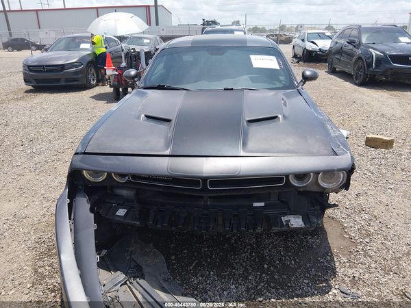 2015 DODGE CHALLENGER SXT