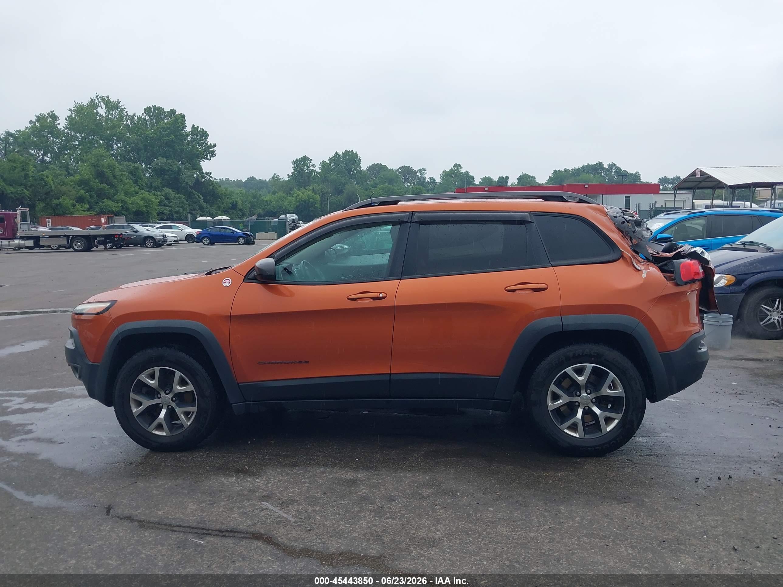 2016 JEEP CHEROKEE TRAILHAWK