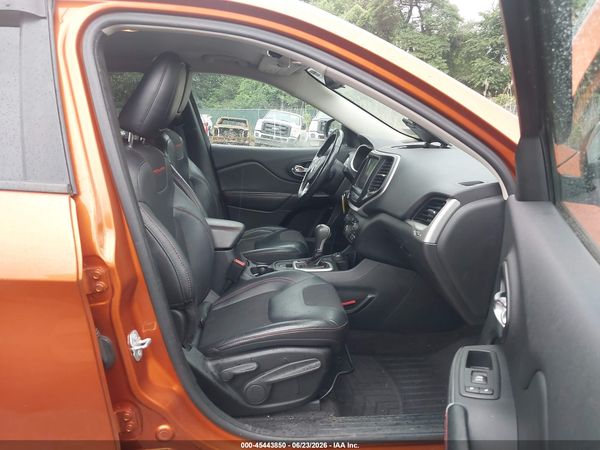 2016 JEEP CHEROKEE TRAILHAWK