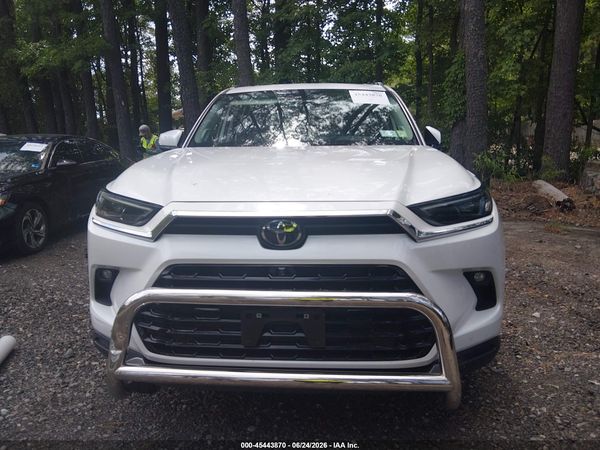 2024 TOYOTA GRAND HIGHLANDER PLATINUM