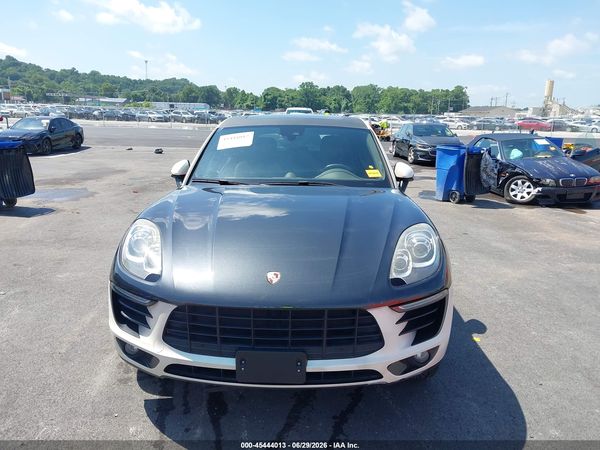 2017 PORSCHE MACAN