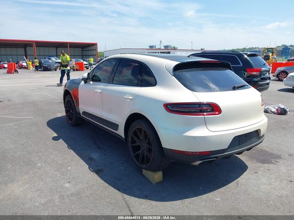 2017 PORSCHE MACAN