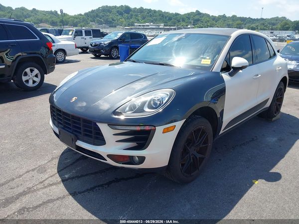 2017 PORSCHE MACAN
