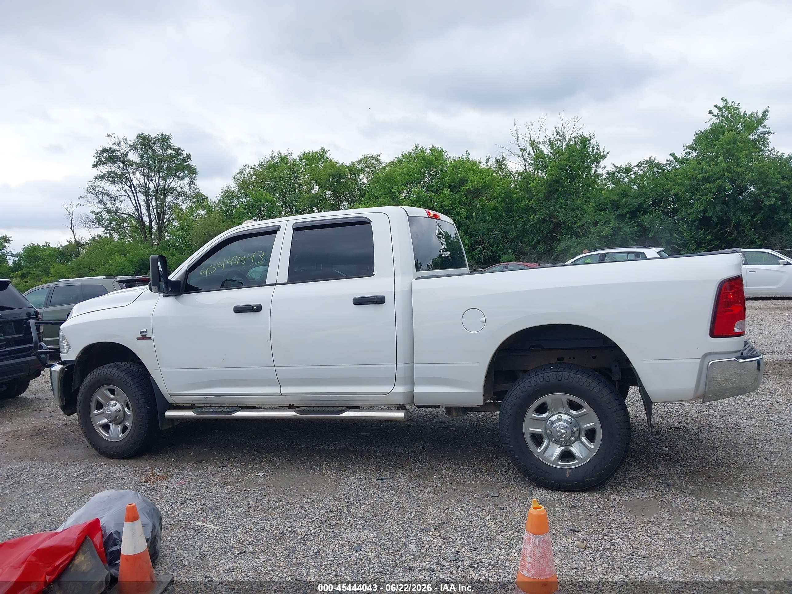 2018 RAM 2500 TRADESMAN  4X4 6'4 BOX