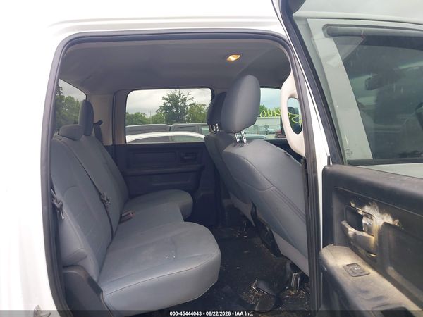 2018 RAM 2500 TRADESMAN  4X4 6'4 BOX