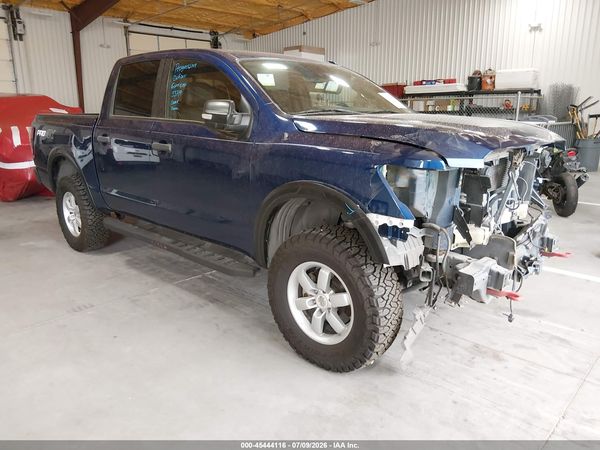 2021 NISSAN TITAN PRO-4X 4X4