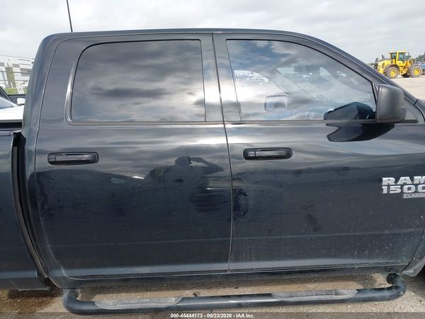2019 RAM 1500 CLASSIC SLT  4X2 6'4 BOX