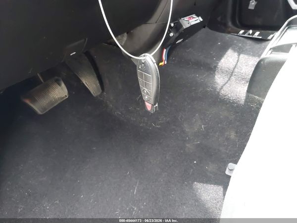 2019 RAM 1500 CLASSIC SLT  4X2 6'4 BOX