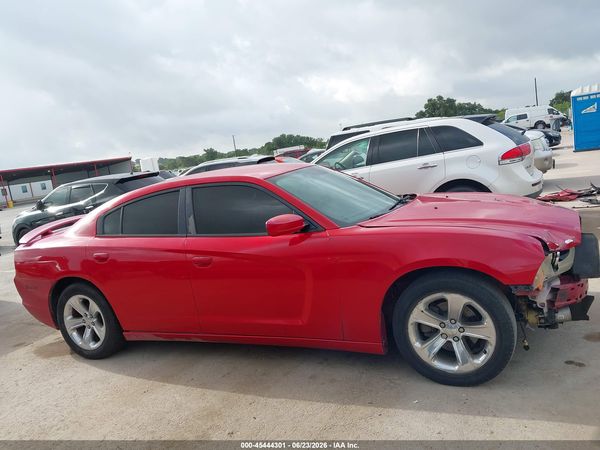2013 DODGE CHARGER SE
