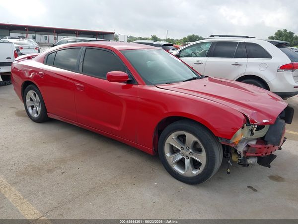 2013 DODGE CHARGER SE