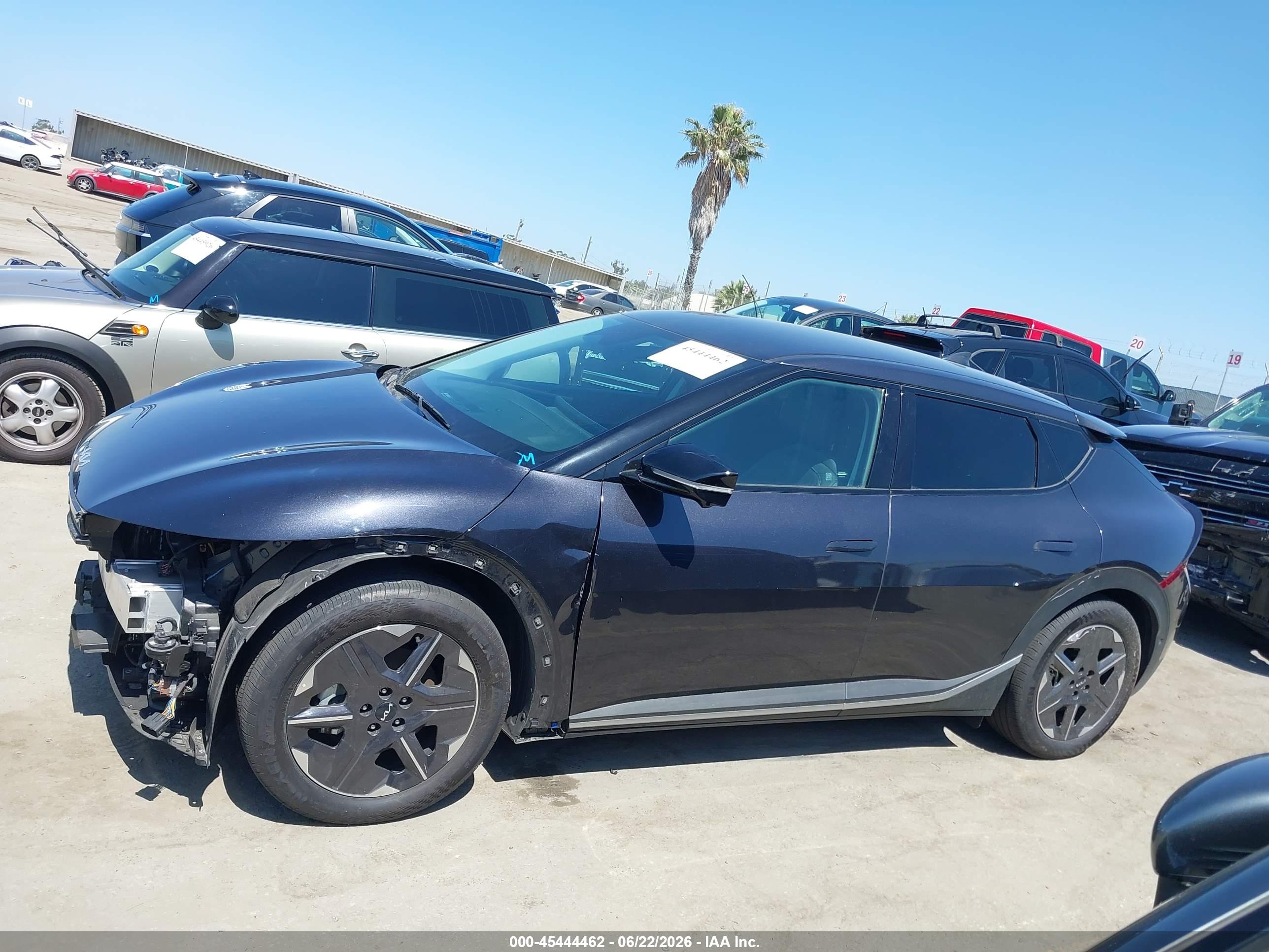 2025 KIA EV6 LIGHT LONG RANGE