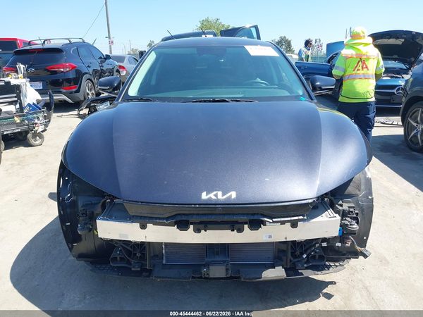2025 KIA EV6 LIGHT LONG RANGE