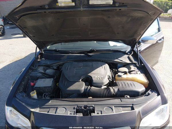 2012 CHRYSLER 300 LIMITED