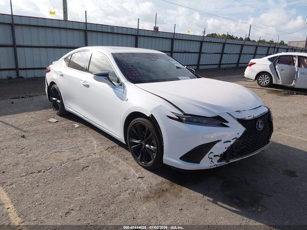 2022 LEXUS ES 300H F SPORT