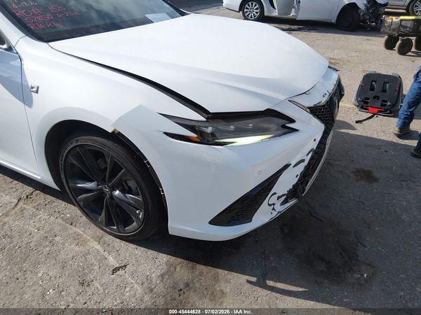 2022 LEXUS ES 300H F SPORT