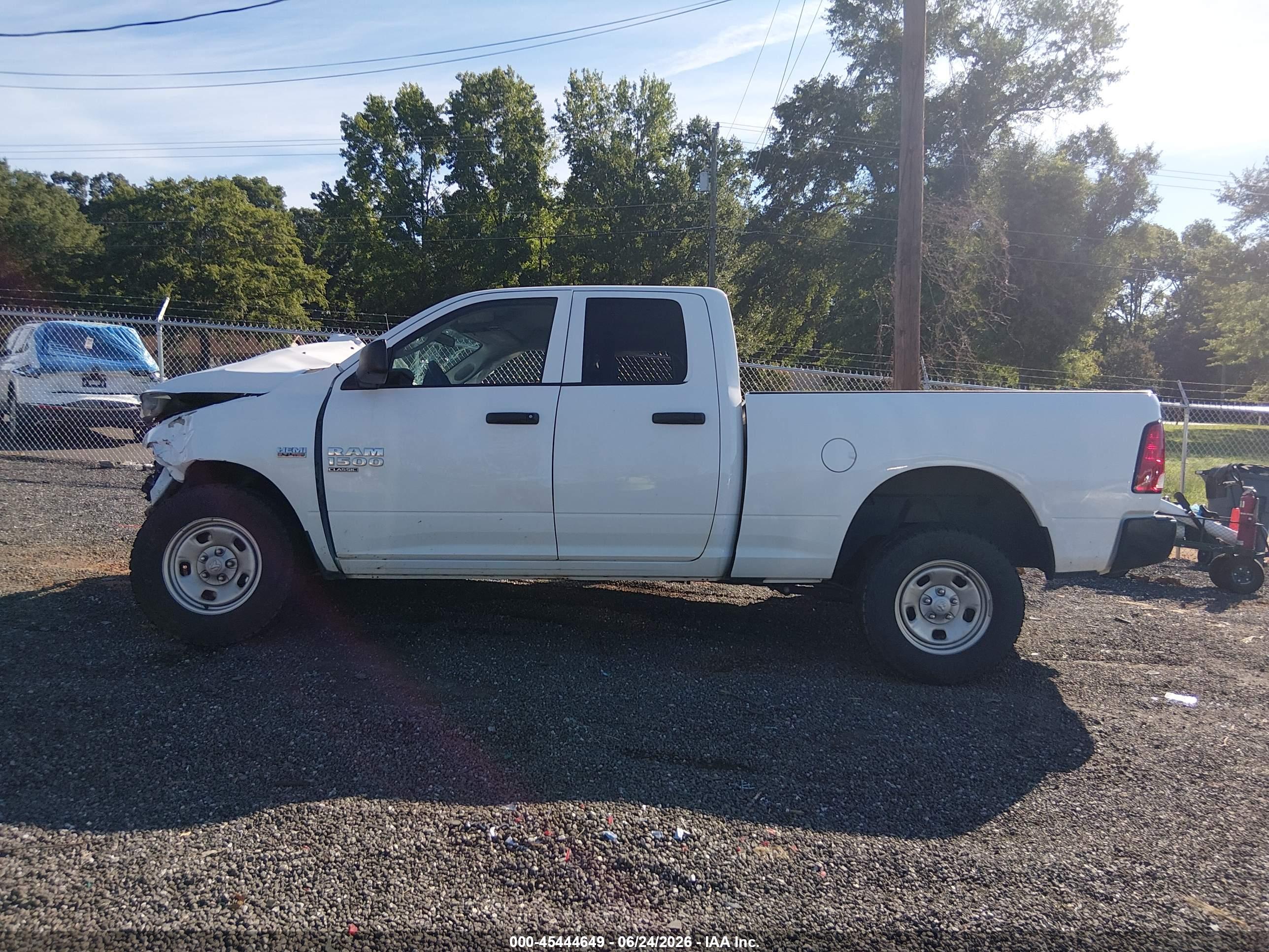 2019 RAM 1500 CLASSIC TRADESMAN  4X2 6'4 BOX