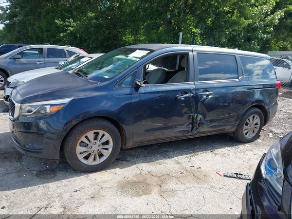 2017 KIA SEDONA LX