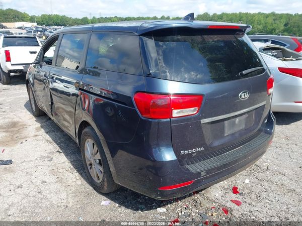 2017 KIA SEDONA LX