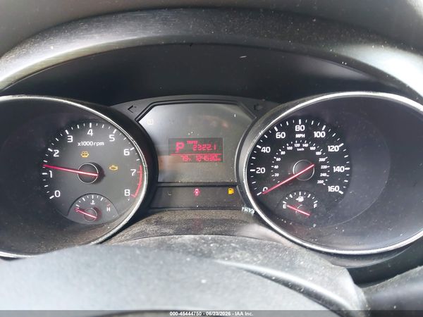 2017 KIA SEDONA LX