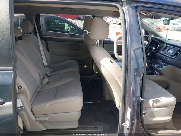 2017 KIA SEDONA LX