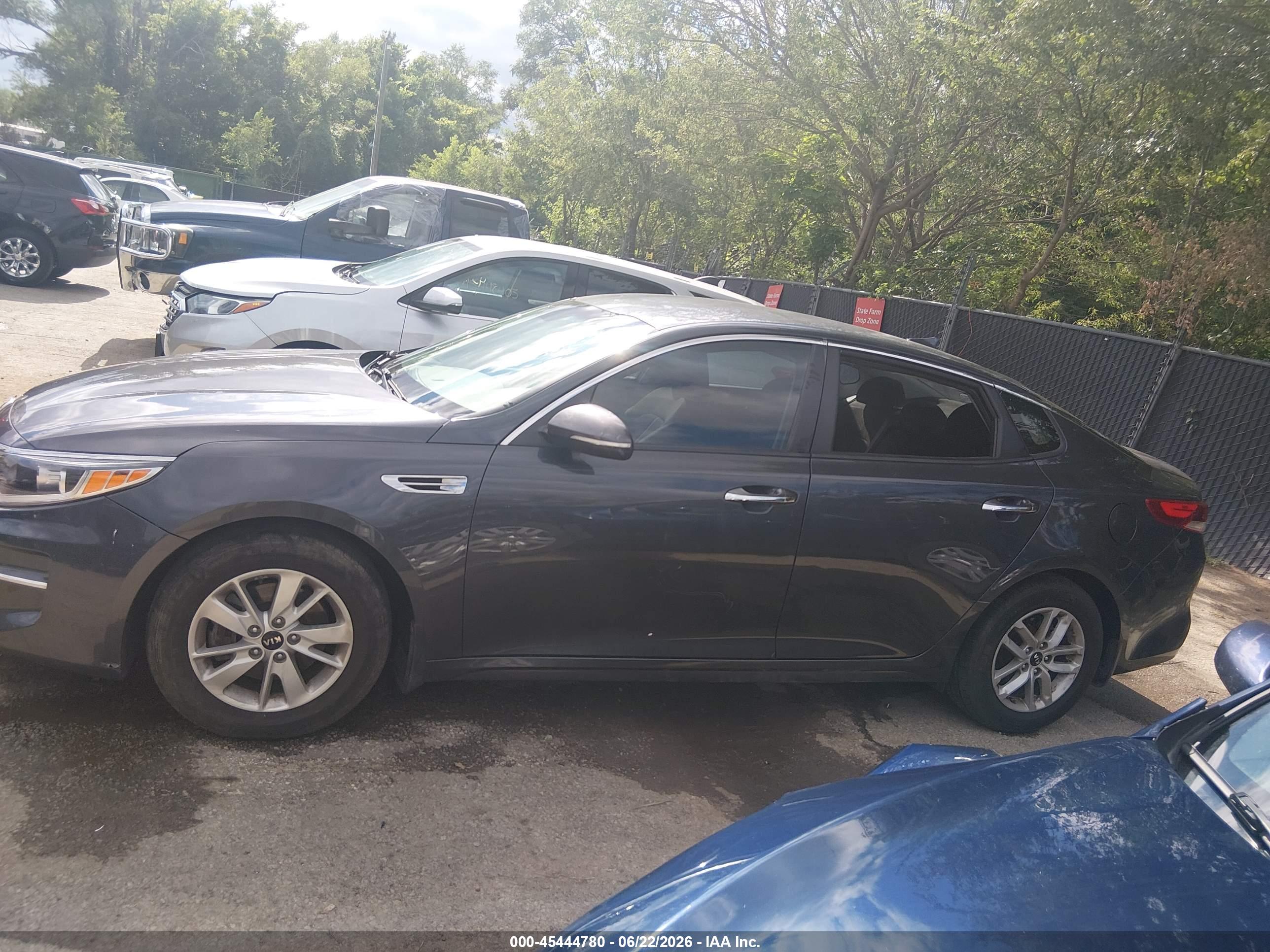 2017 KIA OPTIMA LX