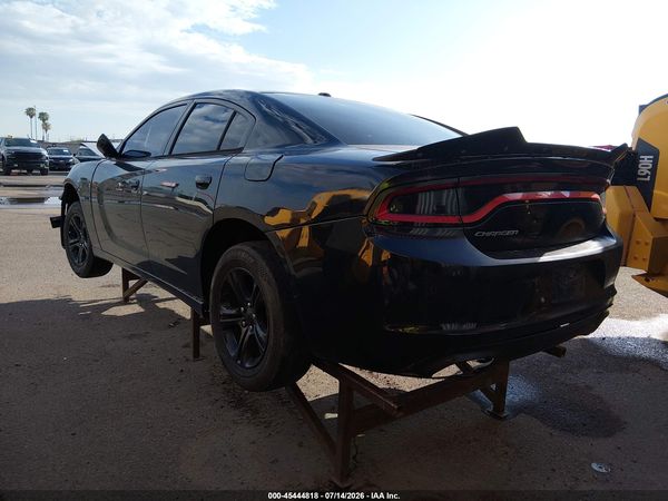 2015 DODGE CHARGER SE