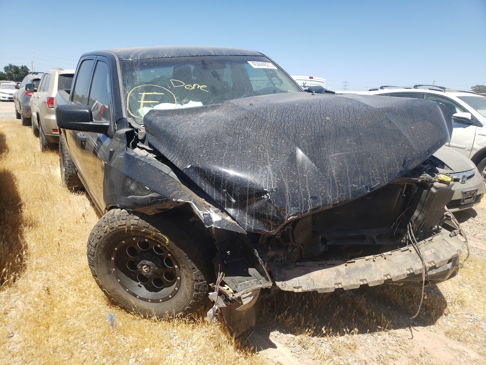 2015 RAM 1500 ST CREW CAB 4X4