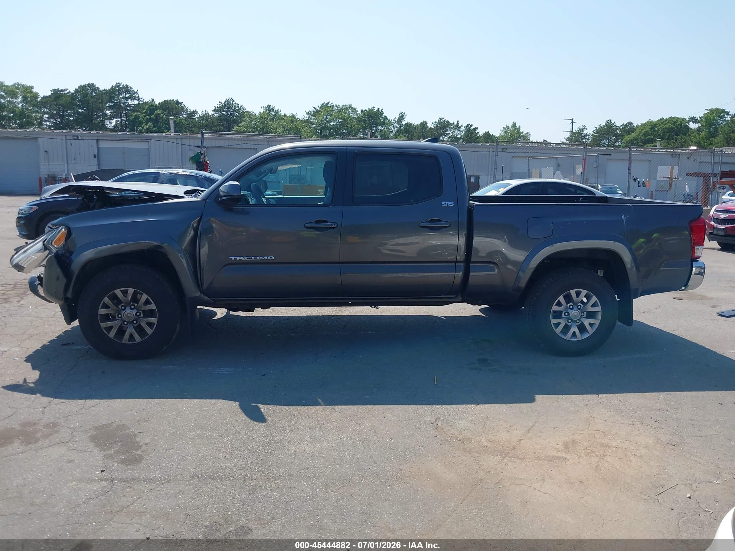 2017 TOYOTA TACOMA SR5 V6