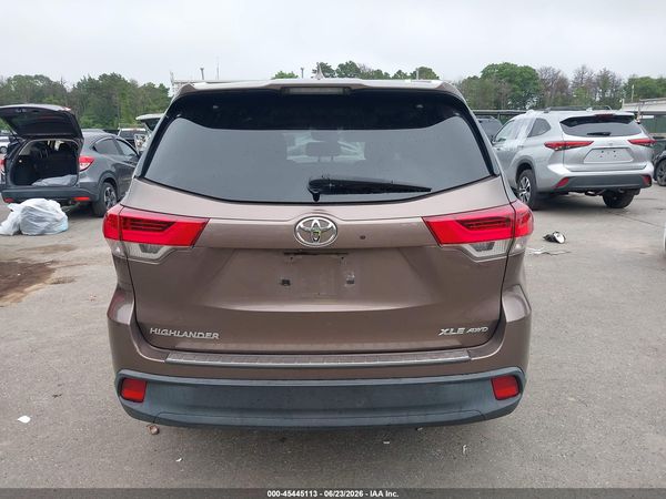 2019 TOYOTA HIGHLANDER XLE