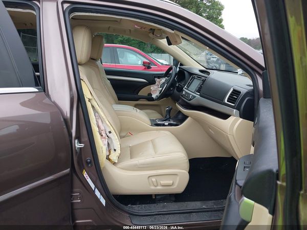 2019 TOYOTA HIGHLANDER XLE