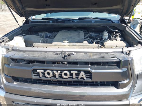 2017 TOYOTA TUNDRA SR5 5.7L V8