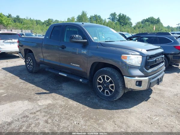 2017 TOYOTA TUNDRA SR5 5.7L V8