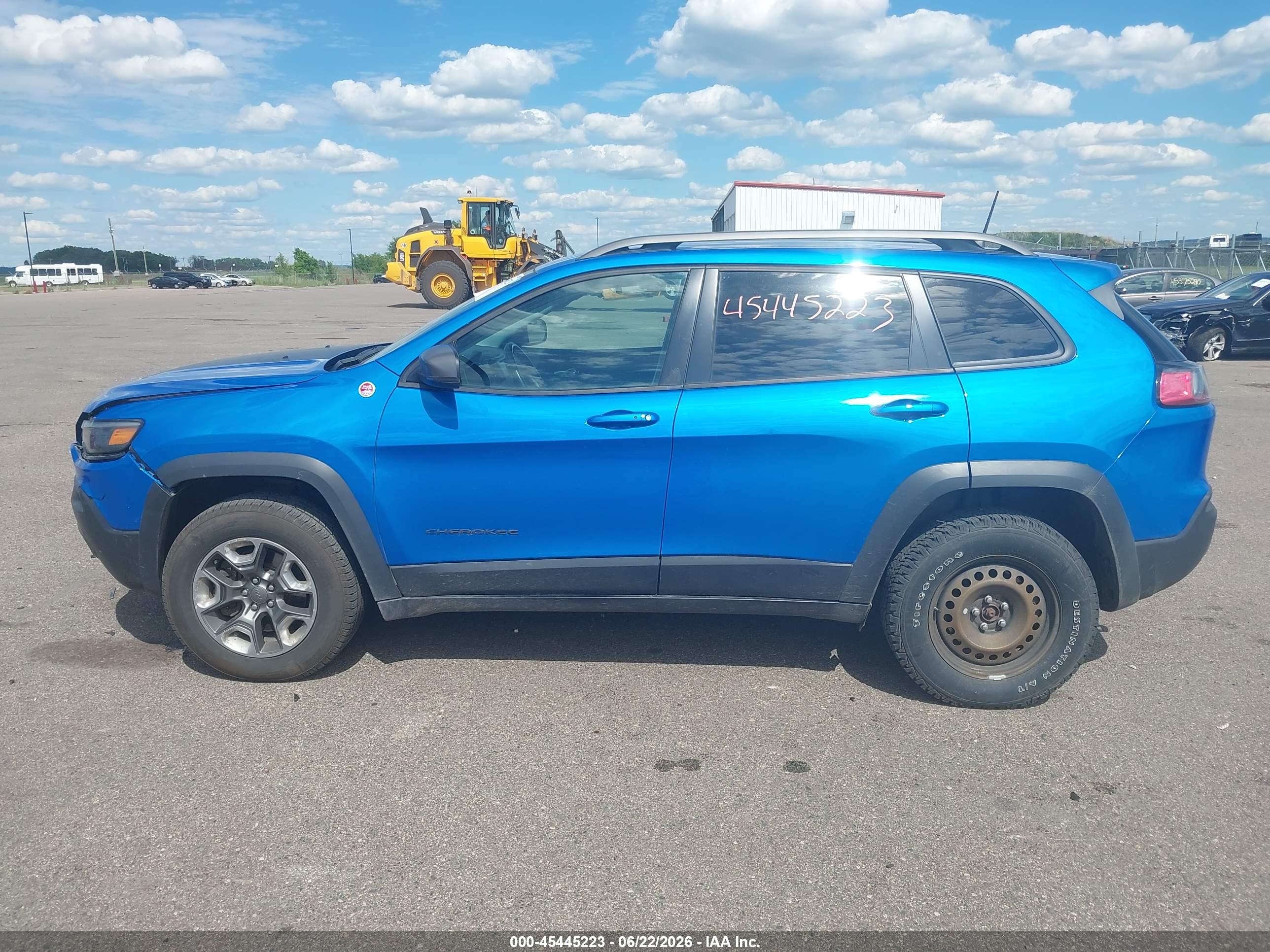 2019 JEEP CHEROKEE TRAILHAWK 4X4
