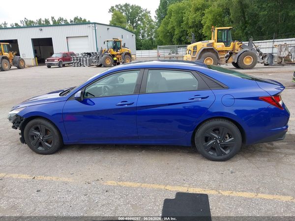 2022 HYUNDAI ELANTRA SEL