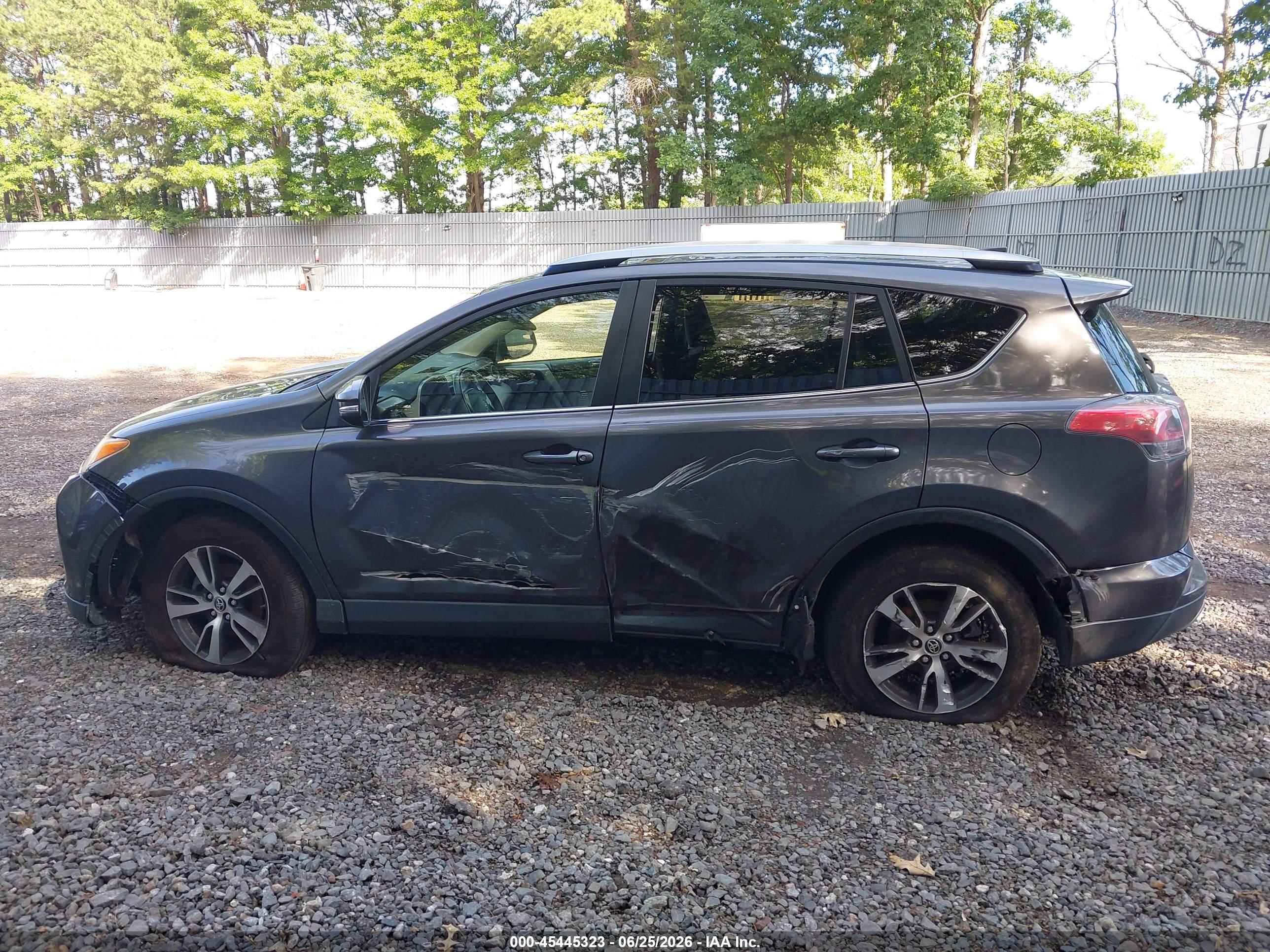 2017 TOYOTA RAV4 XLE