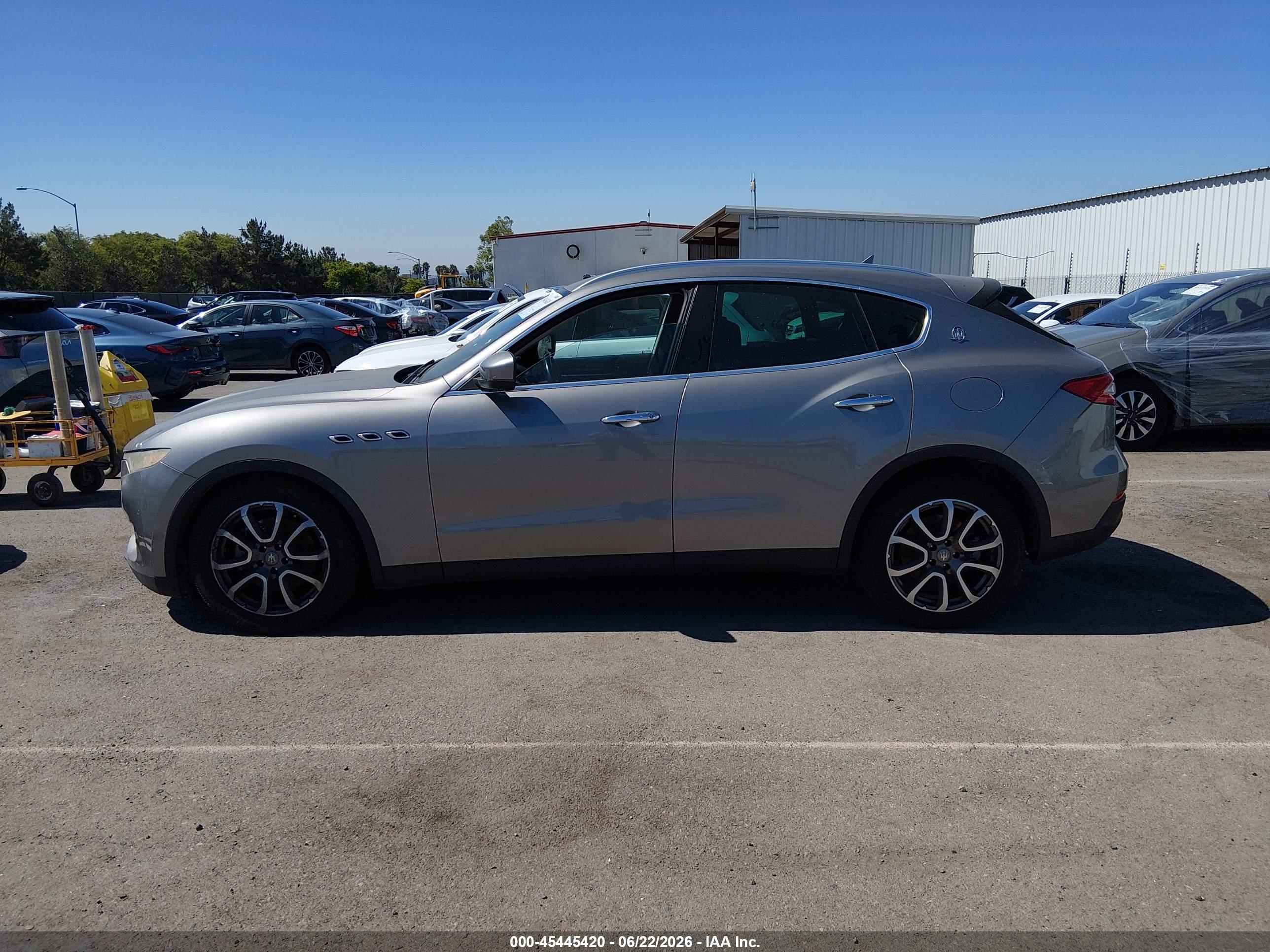 2017 MASERATI LEVANTE