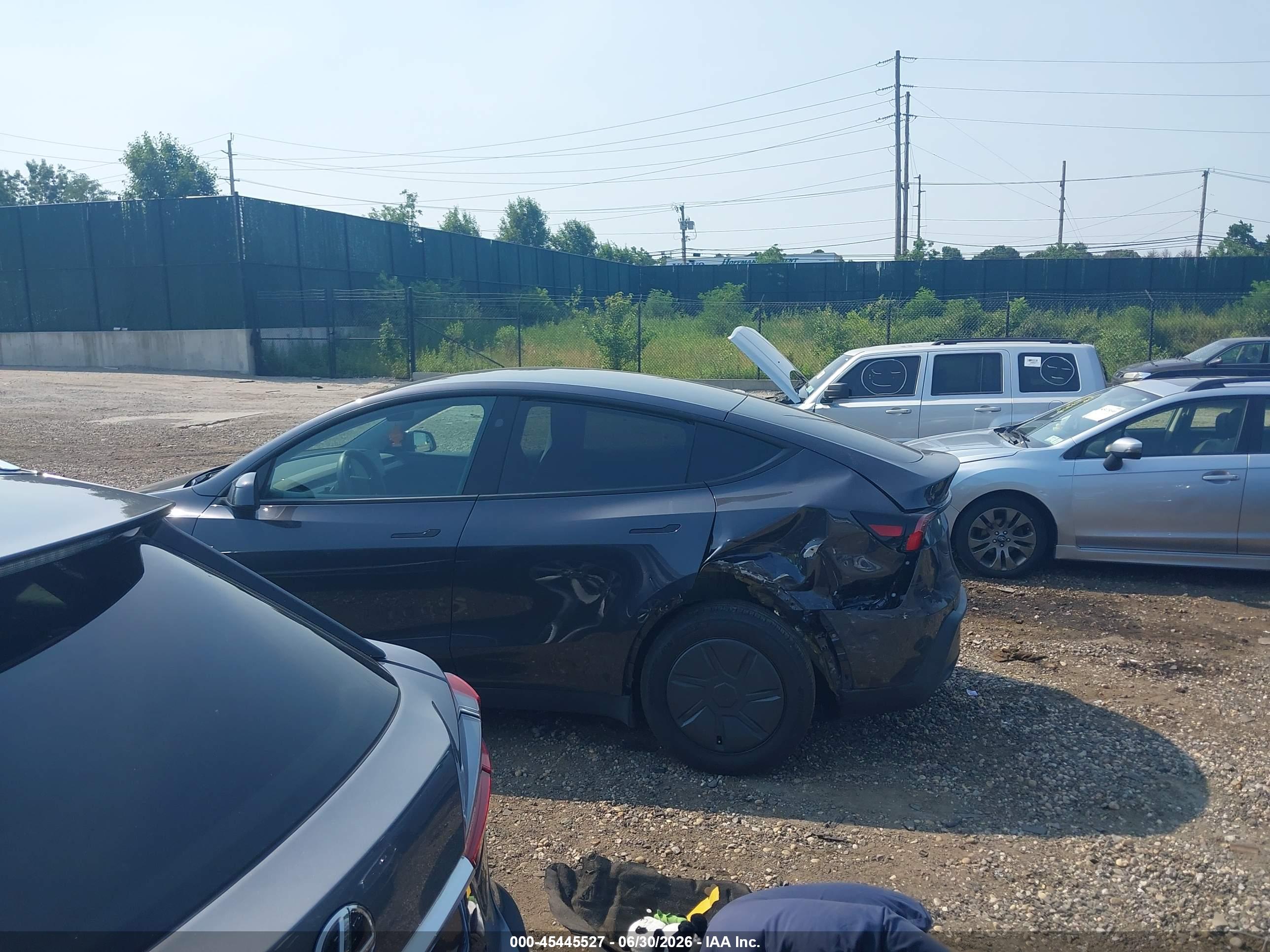 2026 TESLA MODEL Y