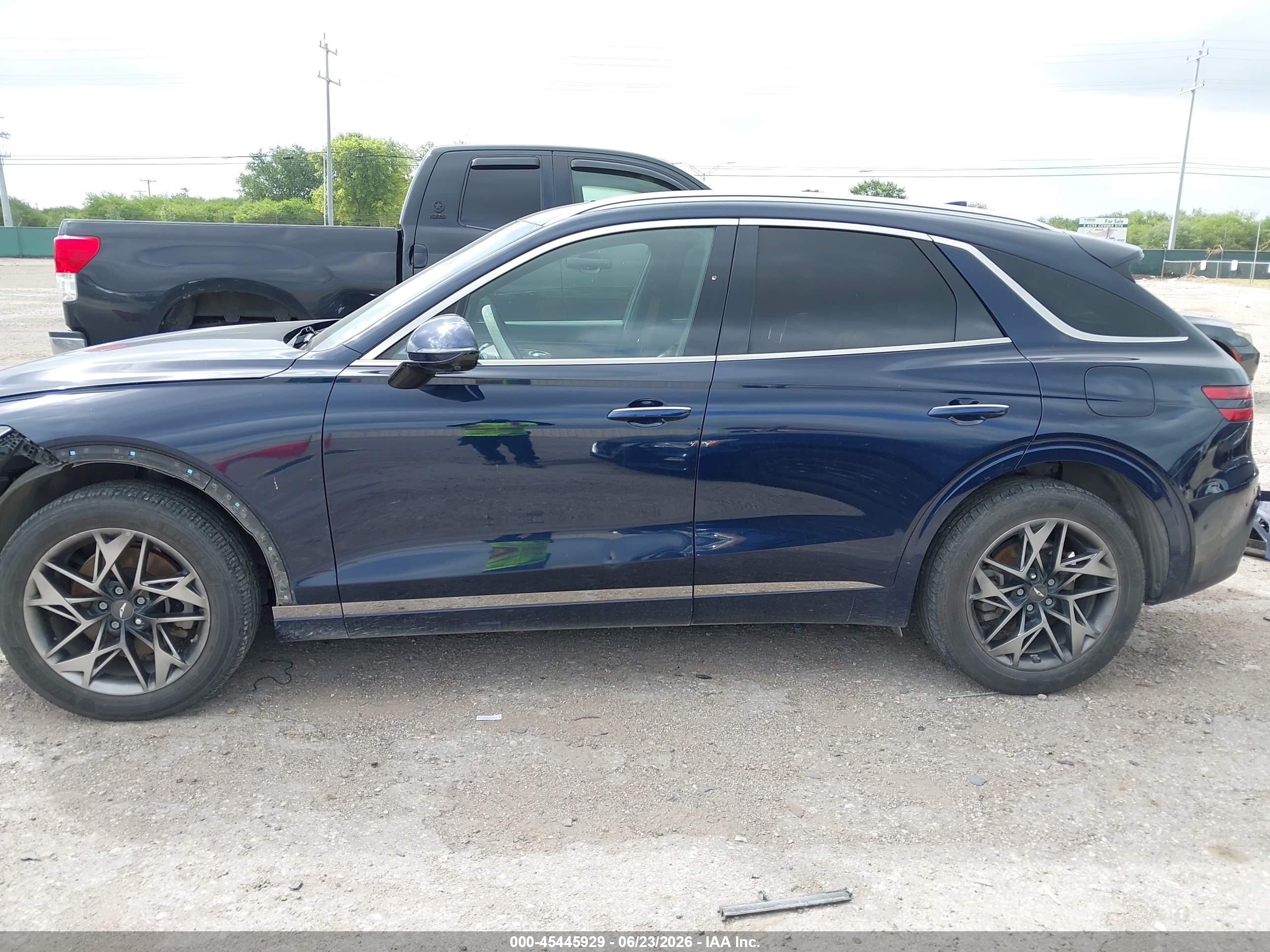 2022 GENESIS GV70 2.5T AWD