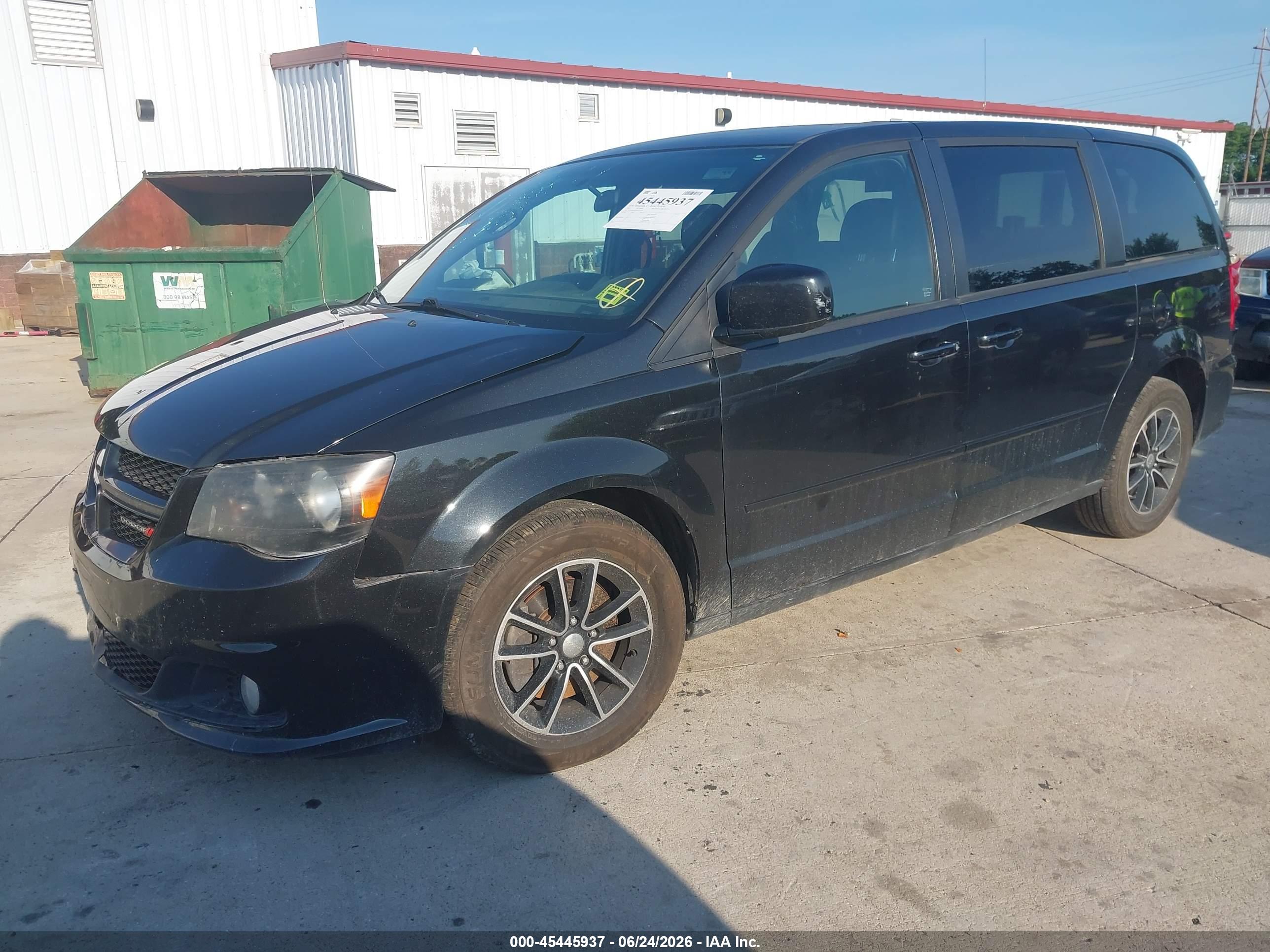 2015 DODGE GRAND CARAVAN R/T — I2