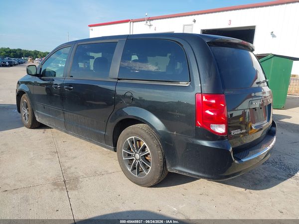 2015 DODGE GRAND CARAVAN R/T — I3