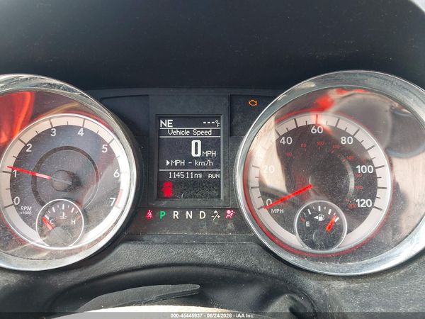 2015 DODGE GRAND CARAVAN R/T — I7