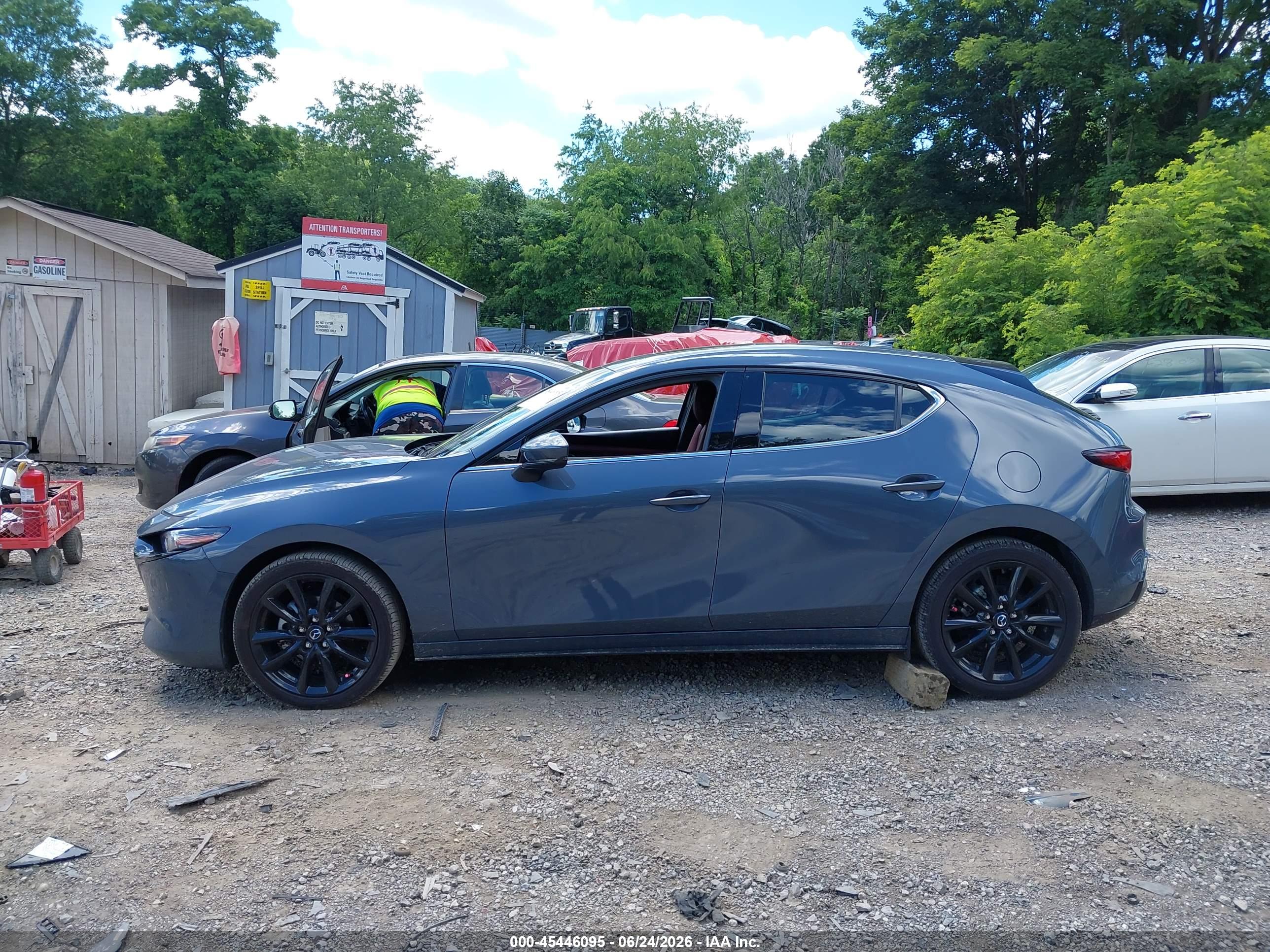2025 MAZDA MAZDA3 2.5 S PREFERRED
