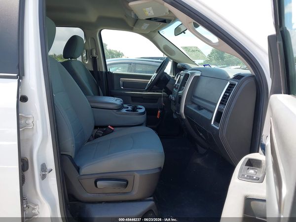 2020 RAM 1500 CLASSIC SLT  4X2 6'4 BOX
