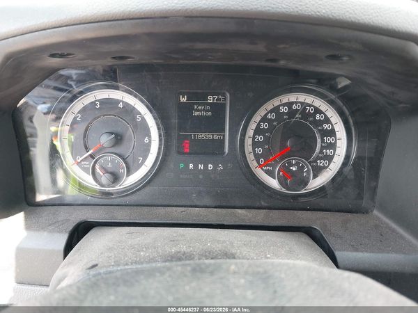 2020 RAM 1500 CLASSIC SLT  4X2 6'4 BOX