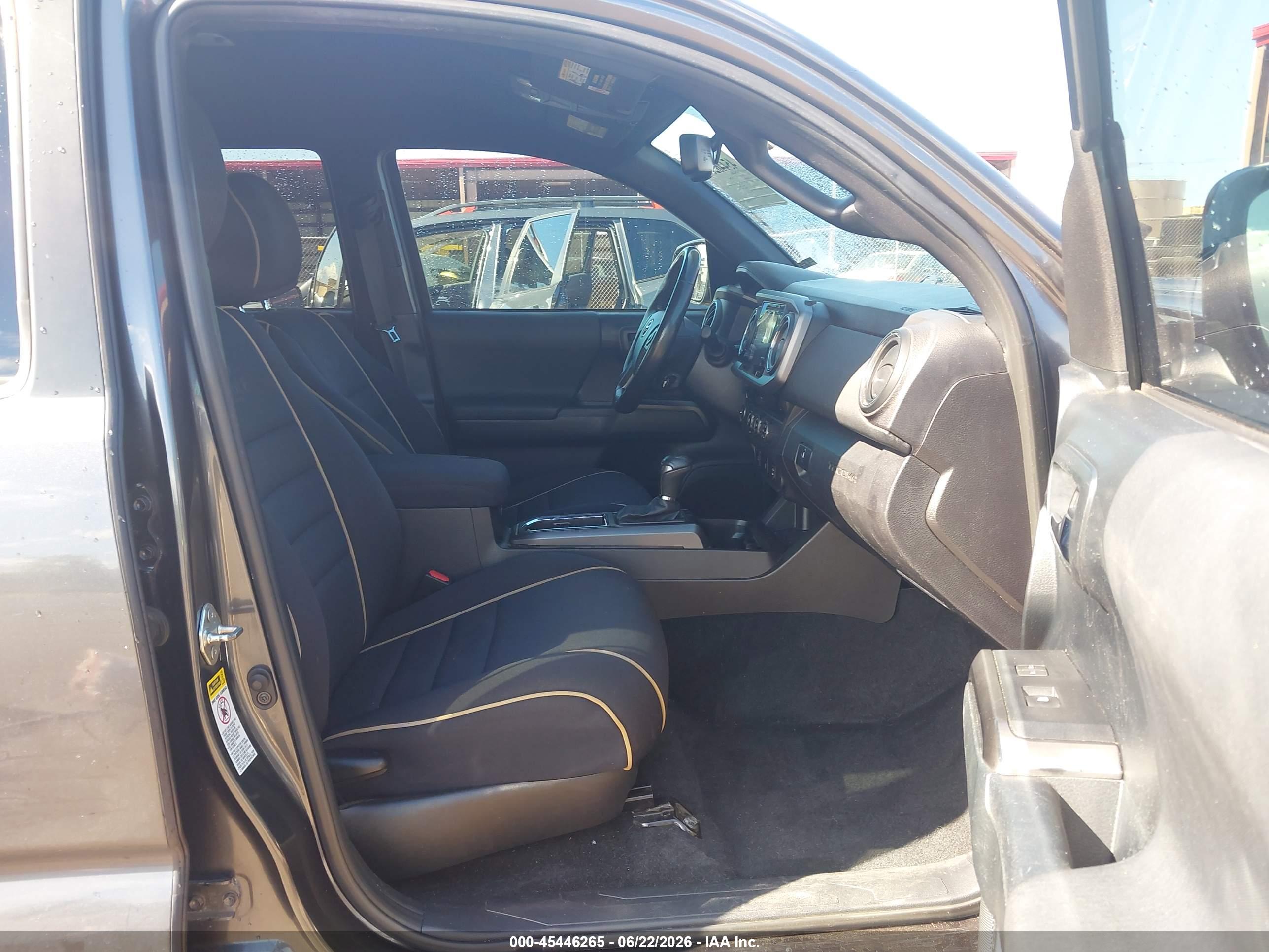 2016 TOYOTA TACOMA SR5