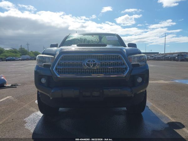 2016 TOYOTA TACOMA SR5